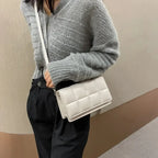 תיק דגם - אלה