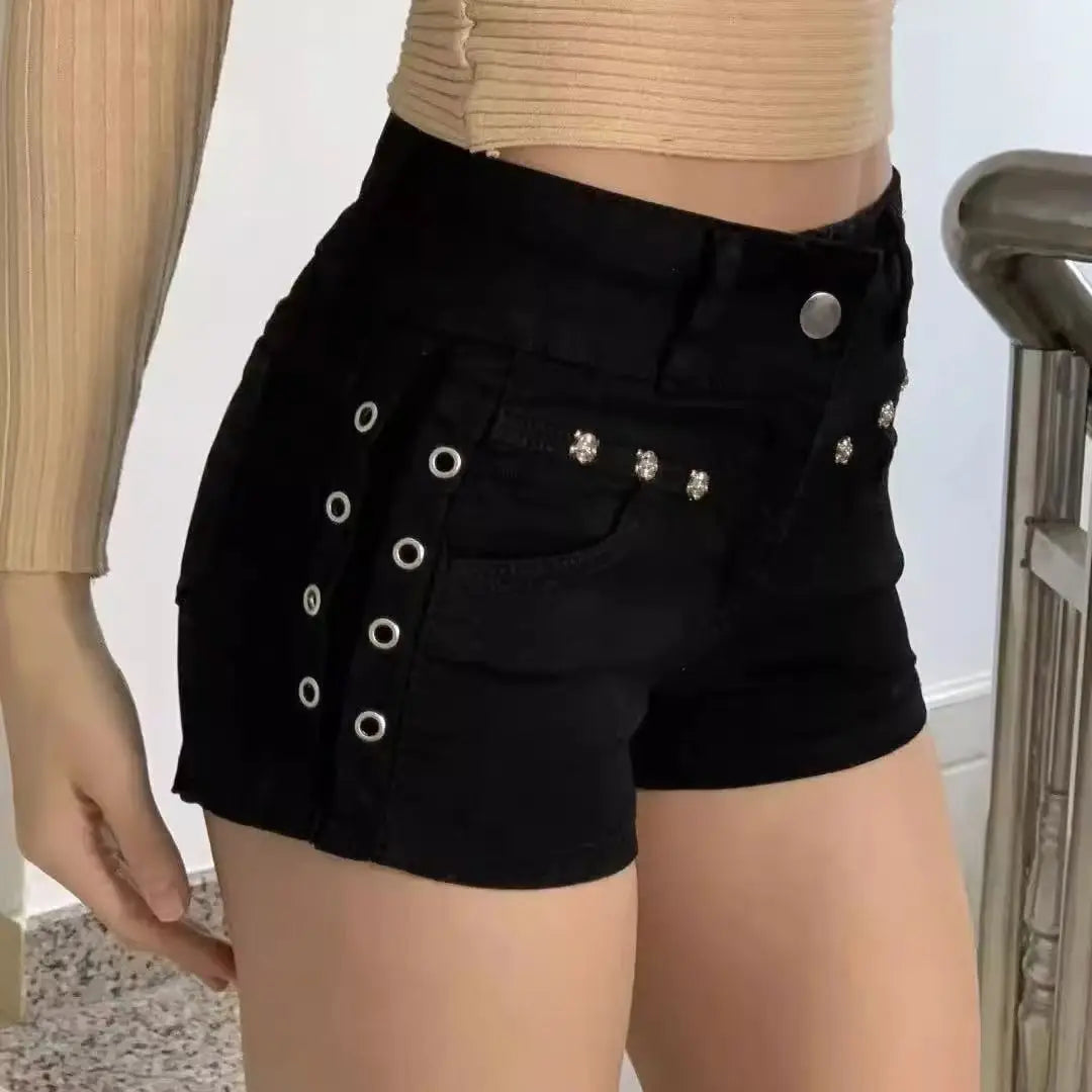 מכנסיים קצרים דגם - אמה