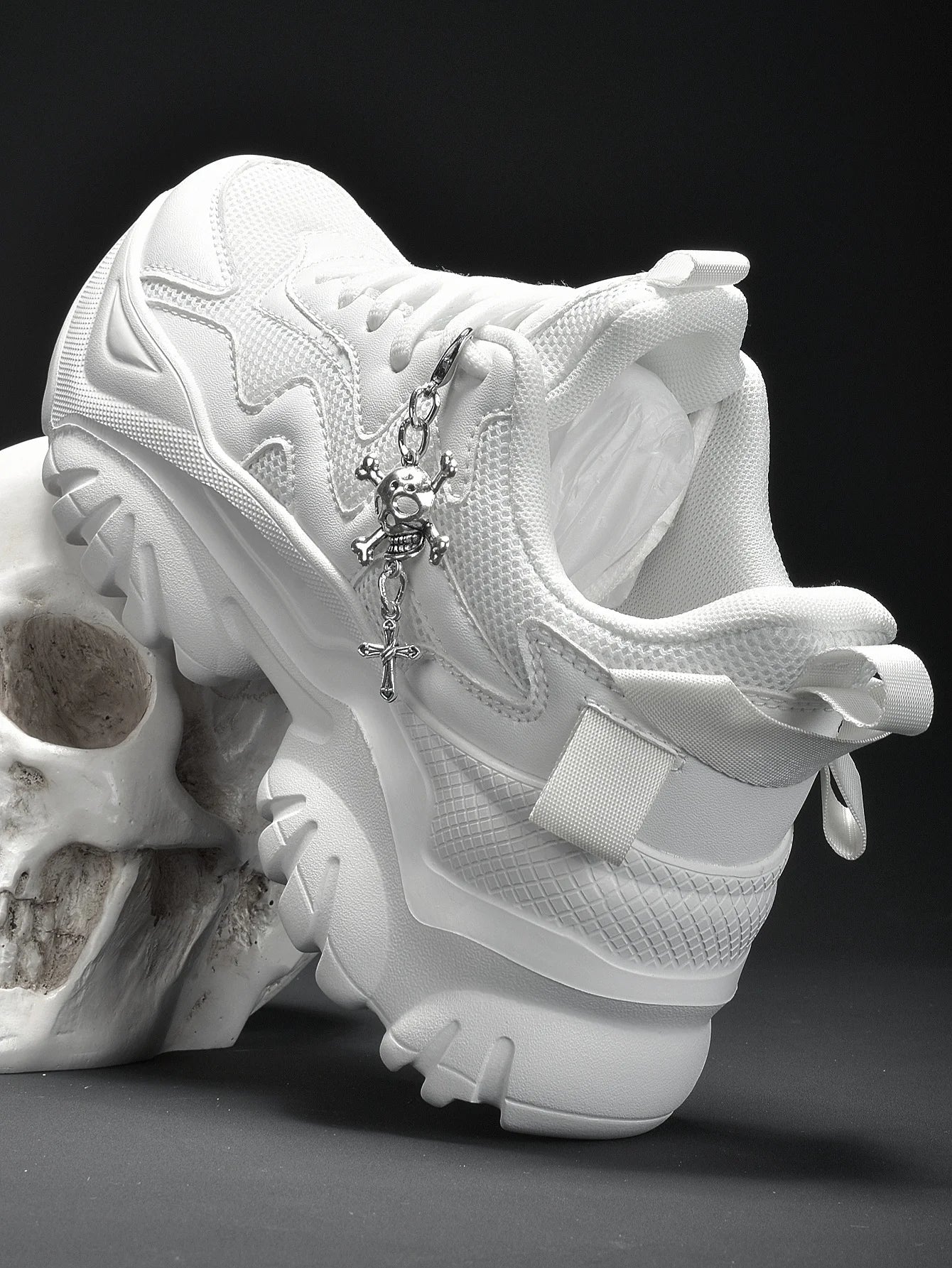 נעלי ספורט דגם - ורוניקה